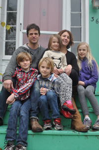 Zach and Autumn Soares with Mason, Tryg, Plum, and Piper